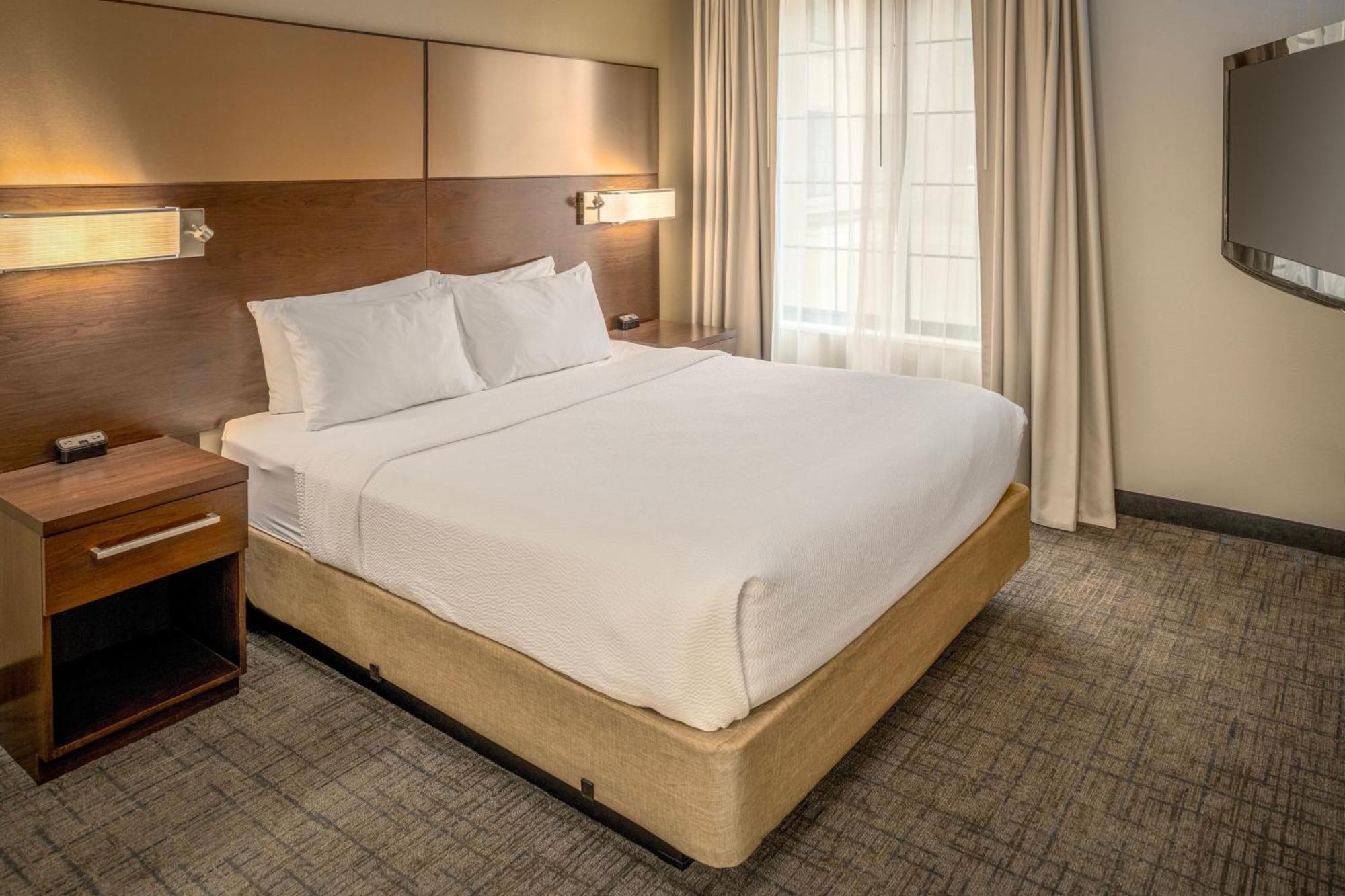 Hotel By Marriott Williamsport